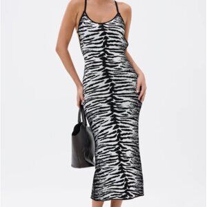 AKIRA WILD SIDE PRINTED MIDI DRESS Size XLXL